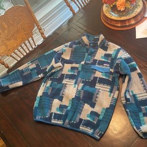 Patagonia Sweatshirt, Blue, Purple, Grey Size L